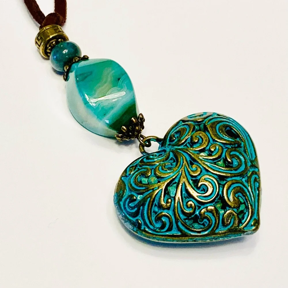 Teal Turquoise Patina Filigree Brass Heart Necklace w/ Onyx & Chrysocolla Stone - Picture 7 of 11